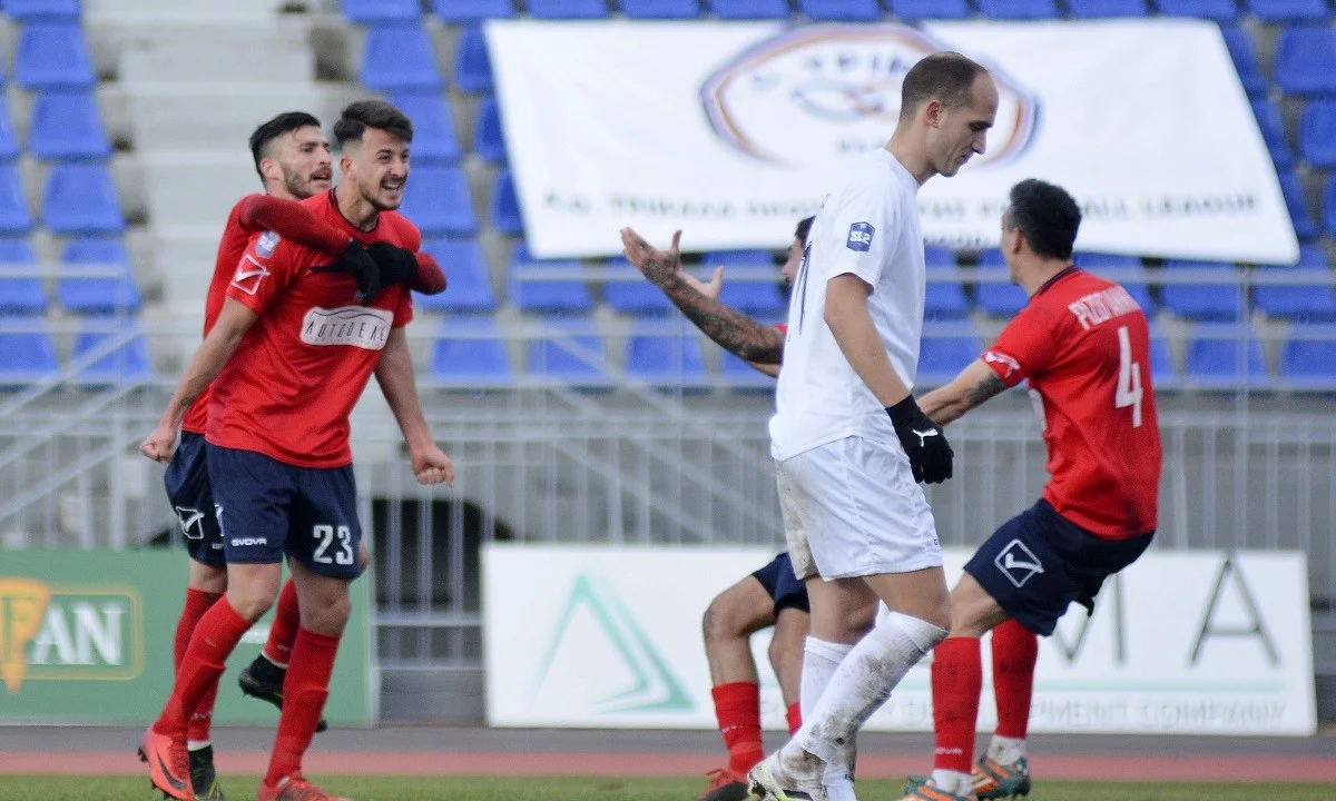 Super League 2: Καλπάζουν τα Τρίκαλα - Ισοπαλία στη Λιβαδειά - Νέα απώλεια βαθμών για Παναχαϊκή, Ιωνικό, Χανιά