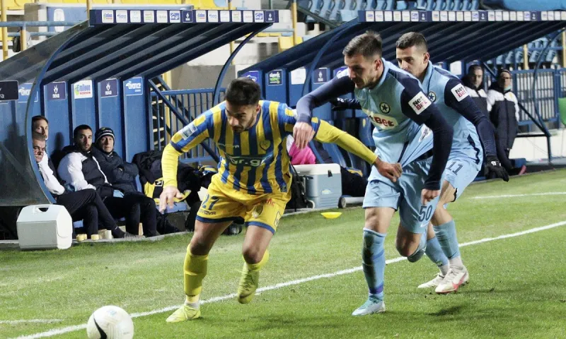 Παναιτωλικός - Ατρόμητος 1-1: Βαθμός που δεν τον χαροποιεί - Άντεξαν με 10 οι Περιστεριώτες