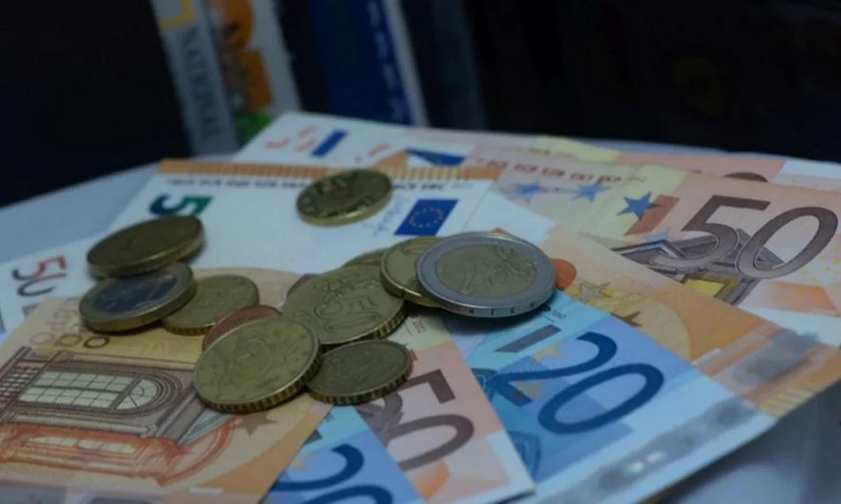 Επίδομα 534 ευρώ: Μέρα πληρωμών μαζί με δώρο Χριστουγέννων - Ποιους αφορά