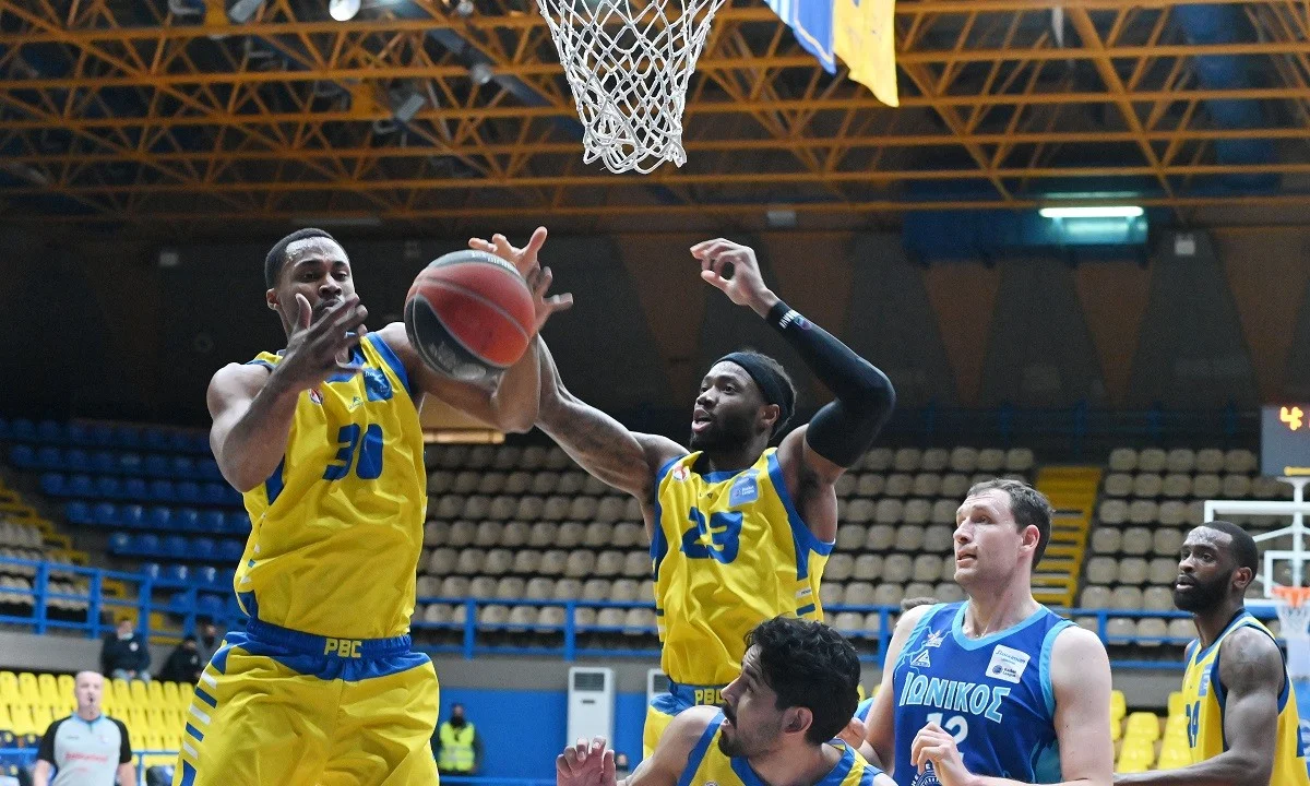 Περιστέρι- Ιωνικός Νίκαιας 86-70: Νίκησε και βελτιώθηκε