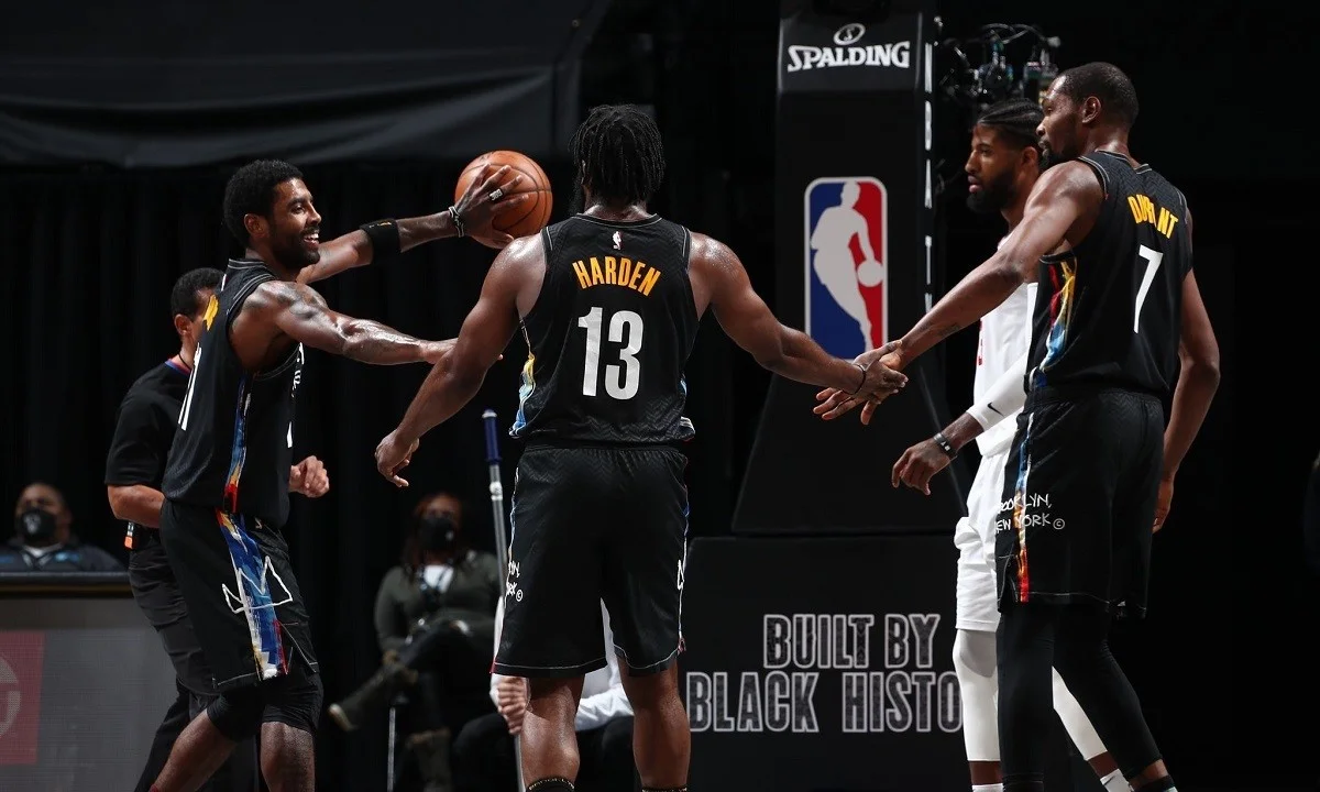 NBA Αποτελέσματα: Πέρασαν τους Κλίπερς οι Νετς, δεν έφτανε ο Κάρι για τους Γουόριορς (vid)