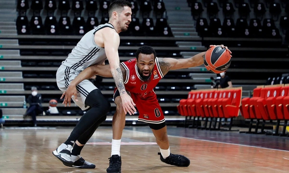 Βιλερμπάν-Αρμάνι Μιλάνο 78-69: Ανατροπή με «μαγικό» 4ο δεκάλεπτο (vid)
