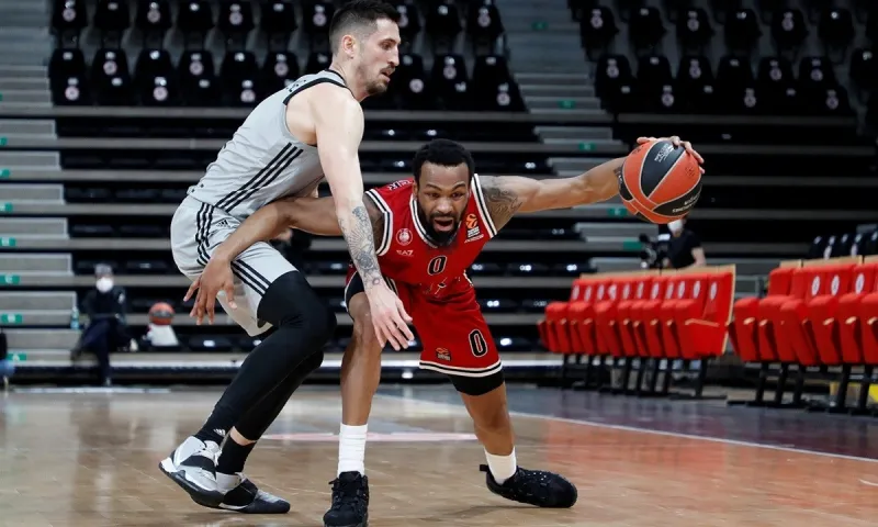 Βιλερμπάν-Αρμάνι Μιλάνο 78-69: Ανατροπή με «μαγικό» 4ο δεκάλεπτο (vid)