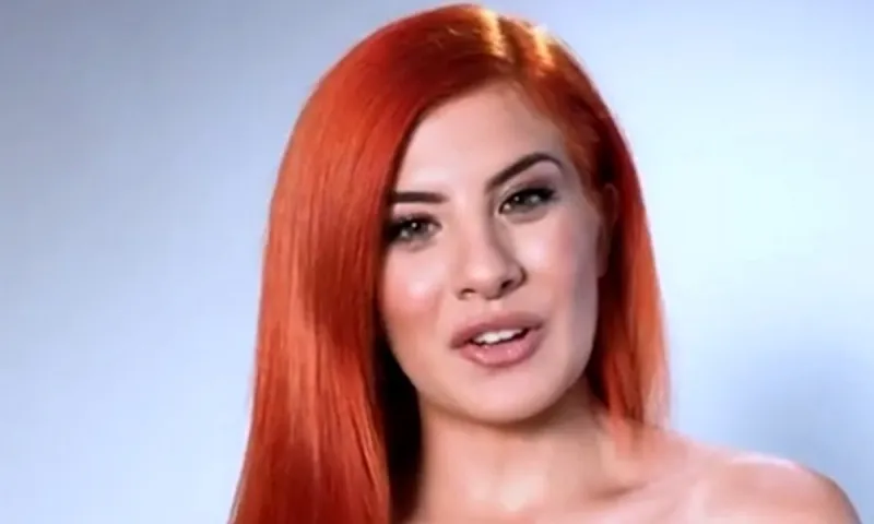 Bachelor: Η Νικολέτα στην Αθήνα μόνη σαν το... λεμόνι (vid)