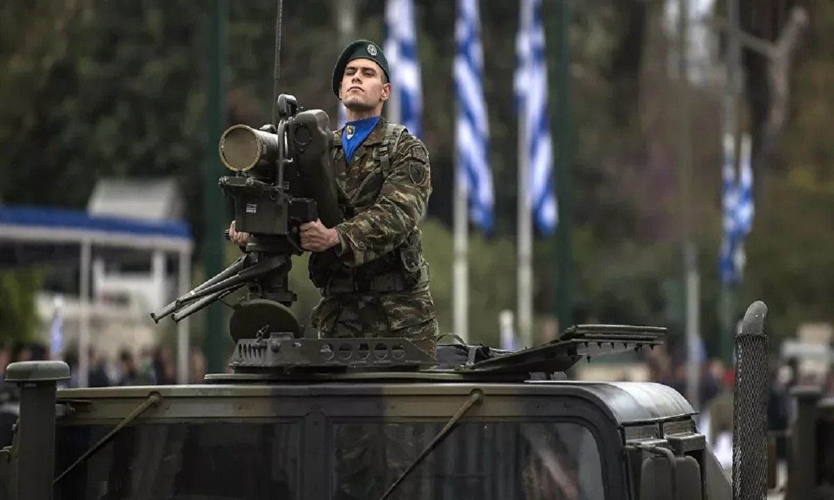 Eλληνοτουρκικά: Πανηγυρίζουν οι Τούρκοι - Απλήρωτοι οι Έλληνες στρατιώτες στον Εβρο
