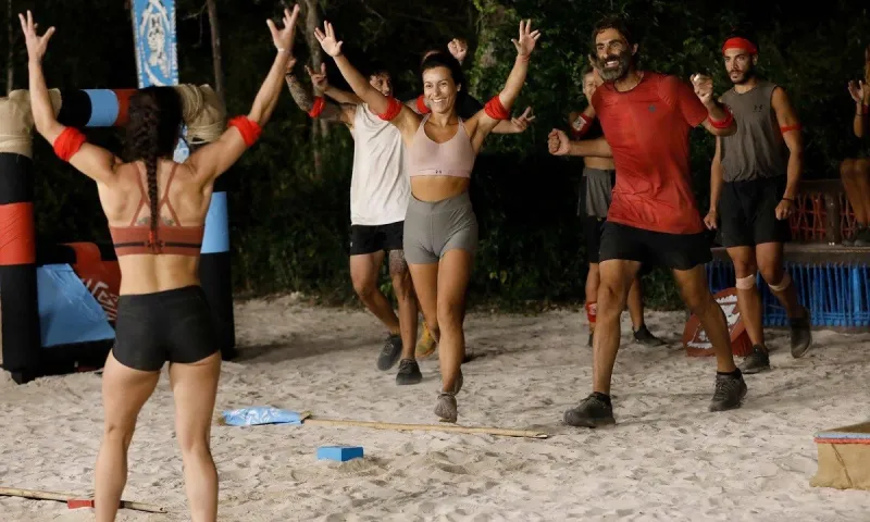 Survivor διαρροή 8/2: ΟΡΙΣΤΙΚΟ! Αυτή η ομάδα κερδίζει το 1ο αγώνισμα ασυλίας! Μπλε ή κόκκινη;