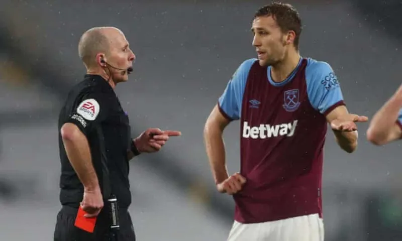 Premier League - Ντιν: Δεν παίζει μετά από απειλές για την ζωή του