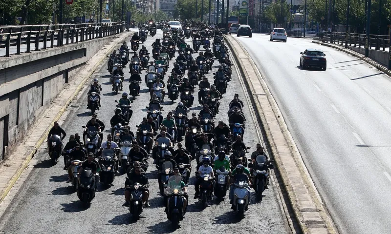 Θύρα 13 στο Κορωπί: «Σας στηρίζουμε - 2η θέση και Κύπελλο»
