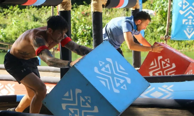 Survivor spoiler 10/2: Ποια ομάδα κερδίζει το έπαθλο επικοινωνίας; Γιώργος Κοψιδάς team ή Τζέημς Καφετζής team;