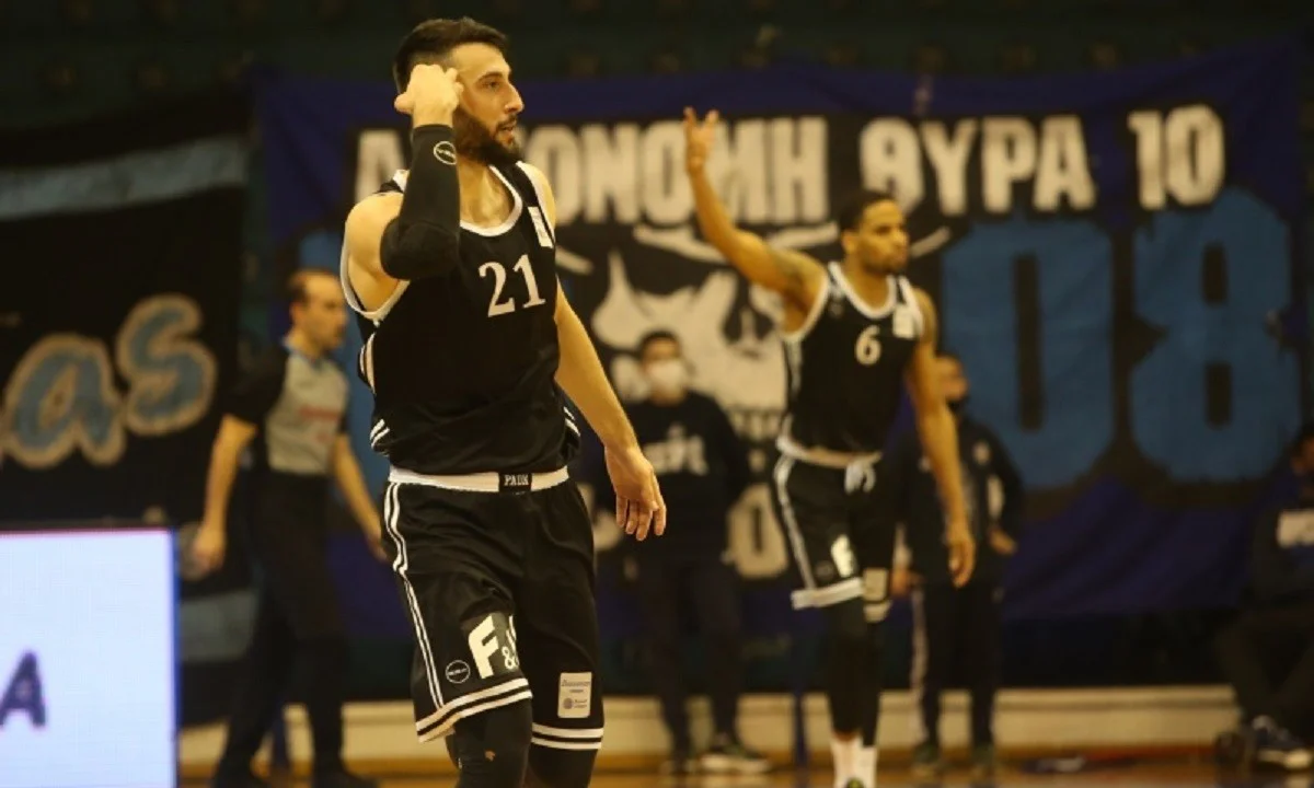 Καμπερίδης: «Τα δώσαμε όλα για την πρόκριση»