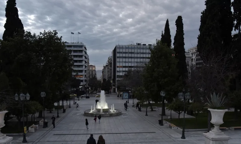 Lockdown: Παράταση «βλέπουν» οι λοιμωξιολόγοι - Η πρόβλεψη για τα κρούσματα