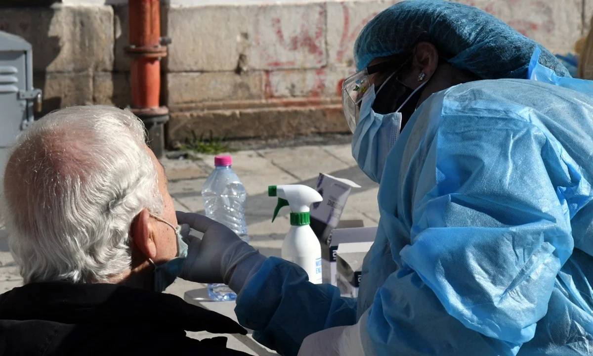 Lockdown - Πρόβλεψη: Στα 2.400 τα κρούσματα αρχές Μαρτίου