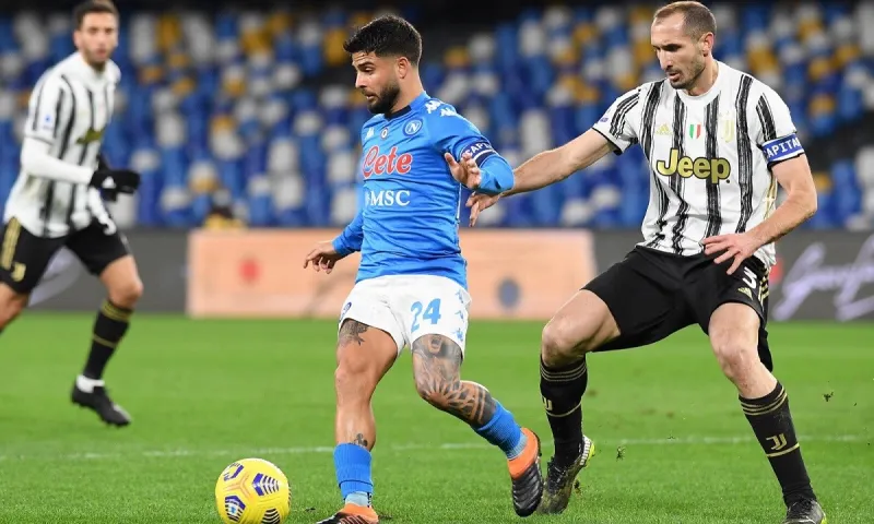 Νάπολι - Γιουβέντους 1-0: Η Νάπολι σκόρπισε χαμόγελα στο... Μιλάνο (vids)