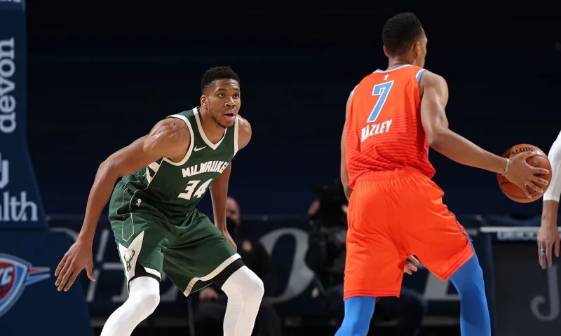 Αντετοκούνμπο: Η Οκλαχόμα νικά στα triple double του(Vid)