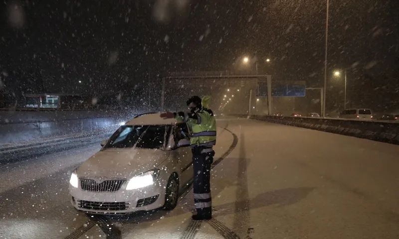 Κακοκαιρία Μήδεια: Αυτοί οι δρόμοι είναι κλειστοί από τα χιόνια - Αυτοί χρειάζονται αλυσίδες