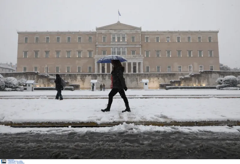 Χιονιάς: Προβλήματα σε ΜΕΤΡΟ και Ηλεκτρικό - Πως διεξάγεται η κυκλοφορία (UPDATE)