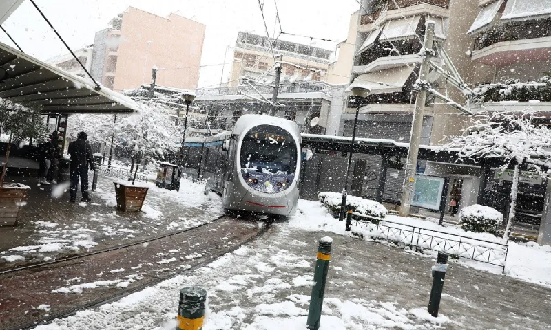 Κακοκαιρία Μήδεια: Πως εξελίσσεται, τι λένε οι ειδικοί