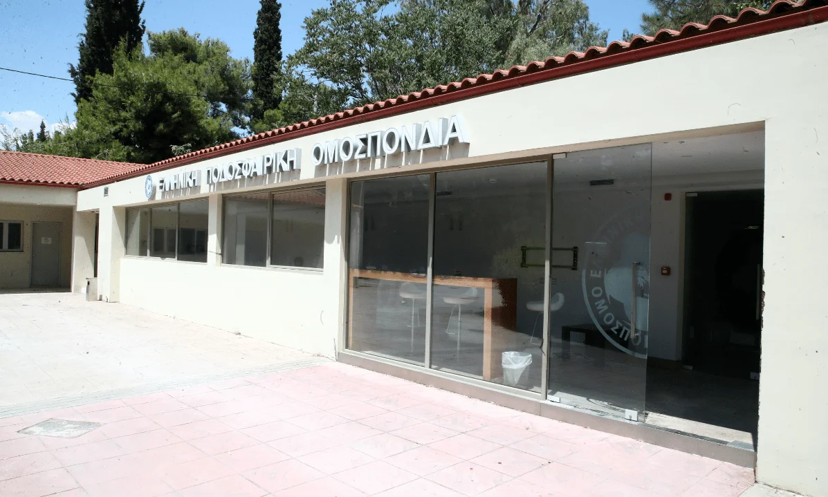 ΕΠΟ: Τα... ρίχνει στον Χριστοβασίλη για την αλλαγή!