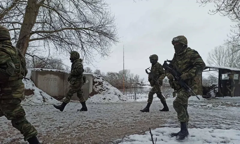 Αλβανοί στρατιώτες έδιναν παραγγέλματα και τώρα θα... φάνε «καμπάνα»