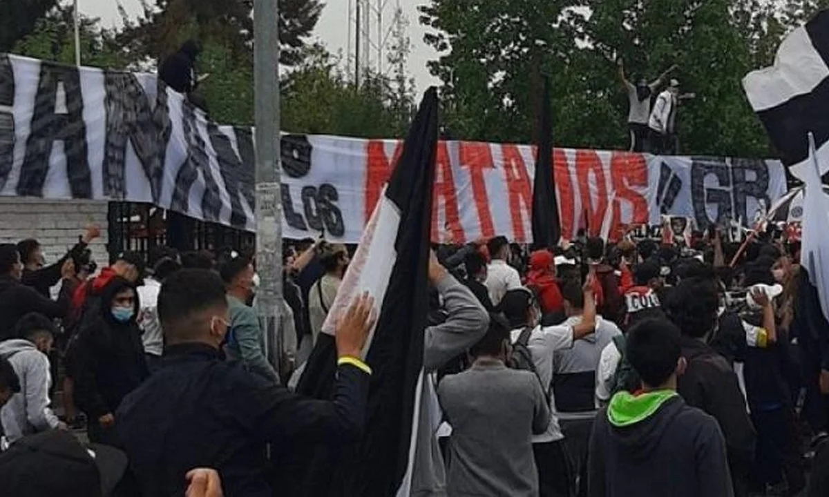 Κόλο Κόλο: Σοκαριστική απειλή οπαδών στους παίκτες: «Θα σας σκοτώσουμε!»(vid)