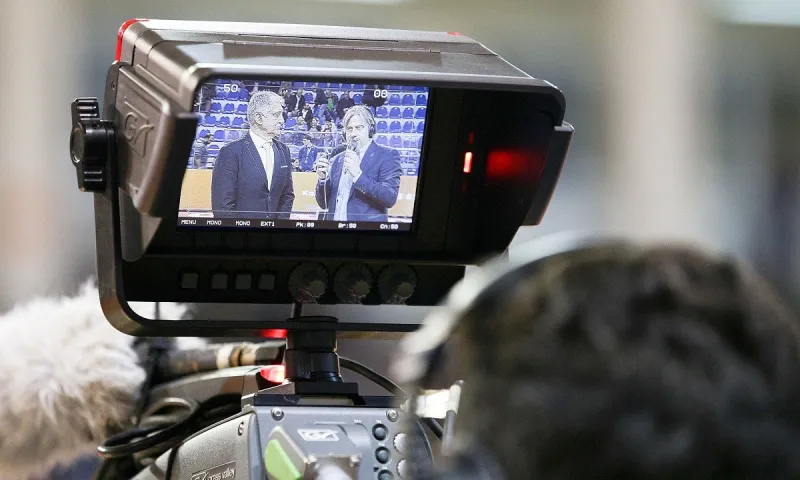 Επιτέλους, η ΕΡΤ βάζει εκπομπή για την Basket League