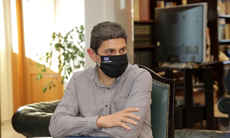 ΚΚΕ κατά Αυγενάκη: «Τα αδιέξοδα της κυβέρνησης στον αθλητισμό οδηγούν σε επικίνδυνο κατήφορο»