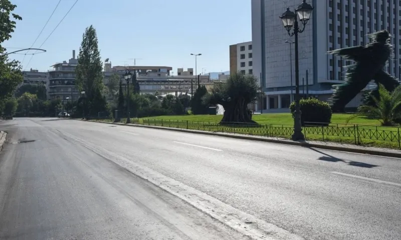 Lockdown: Παράταση στην σκληρή καραντίνα-Τι γίνεται με σχολεία-καταστήματα!