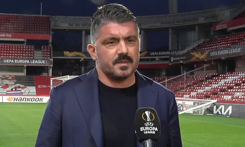 Γκατούζο: Toν... έσκασαν τα προβλήματα
