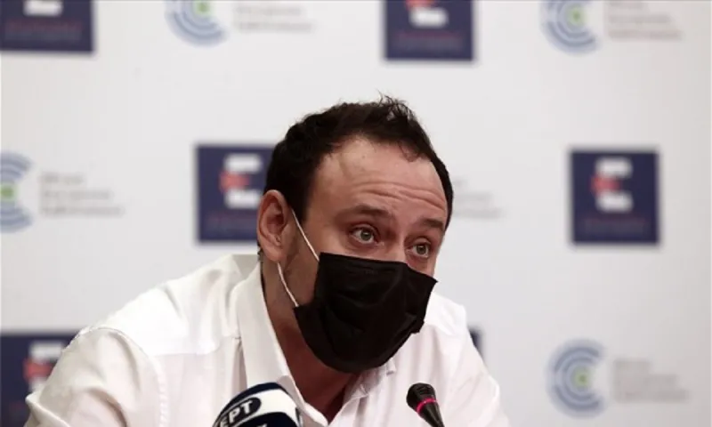Μαγιορκίνης: «Ακόμα και για τις μεταλλάξεις, τα παιδιά είναι λιγότερο μεταδοτικά από τους ενήλικες»