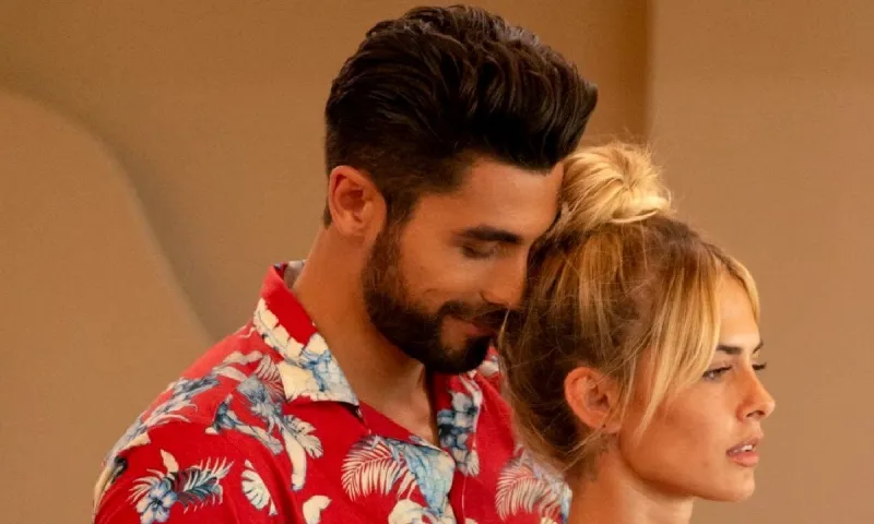 The Bachelor - Παναγιώτης Βασιλάκος: Το έχω συναισθήματα για σένα έγραψε... ιστορία!