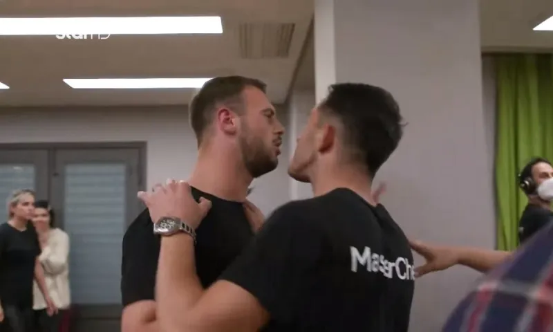 MasterChef 5: Χαμός στο σπίτι, τους χώρισαν για να μην πιαστούν στα χέρια