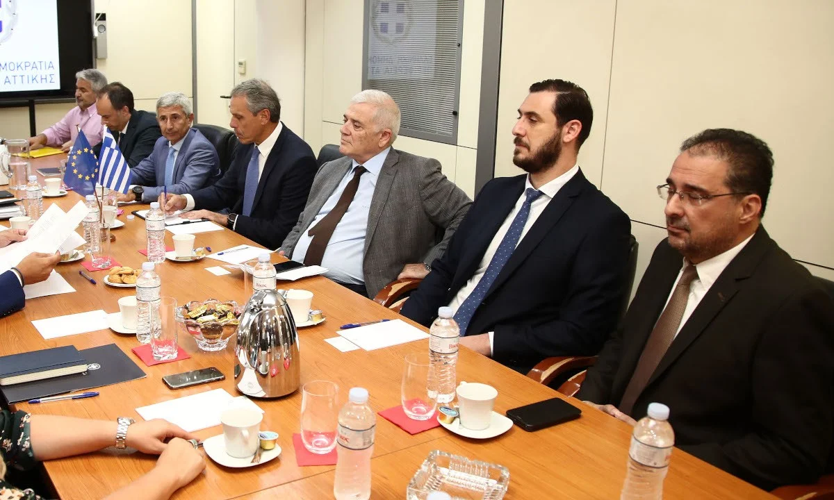 Ο Μελισσανίδης μιλά «ζεστά» και με άλλο στέλεχος για αντί-Λυσάνδρου