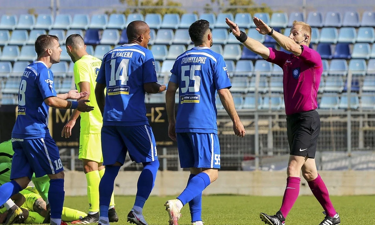 ΠΑΕ Χανιά: «Παράγκα στη Super League 2 με… ενορχηστρωτή τον Γιαννάκη»