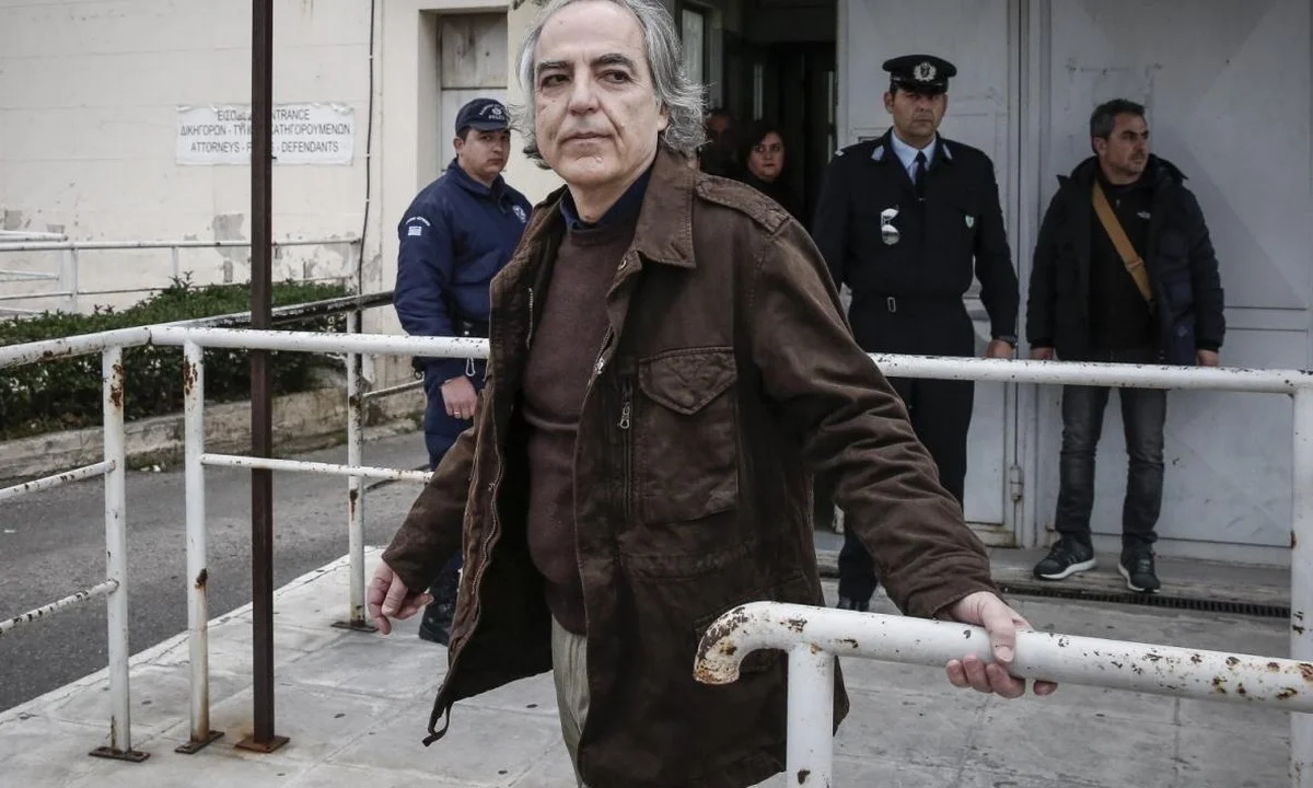 Δημήτρης Κουφοντίνας: «Σκληρή» ανακοίνωση από τους συγγενείς των θυμάτων - «Όταν μιλάτε, σας ακούμε κι εμείς»