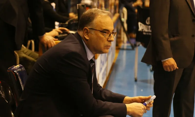 Σκουρτόπουλος: «Θολό το τοπίο στην Εθνική - ιδανικός προορισμός ο Ηρακλής» (vid)