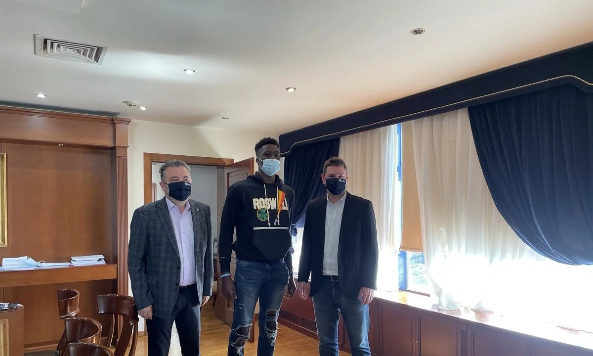 Άλεξ Αντετοκούνμπο: Κατέθεσε αίτημα για την ελληνική ιθαγένεια
