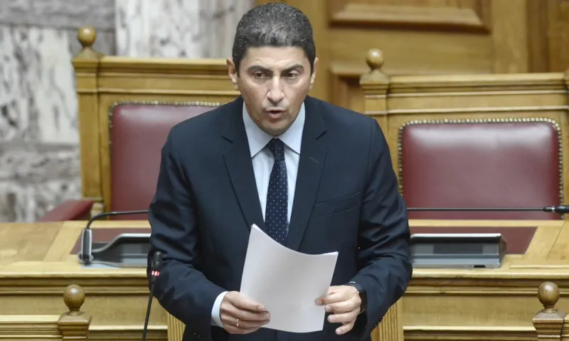 Στη μισή Ελλάδα επιτρέπονται προπονήσεις, στην άλλη μισή όχι! Αυγενάκης: «Επαναφέρουμε στην επιτροπή τα θέματα του αθλητισμού»