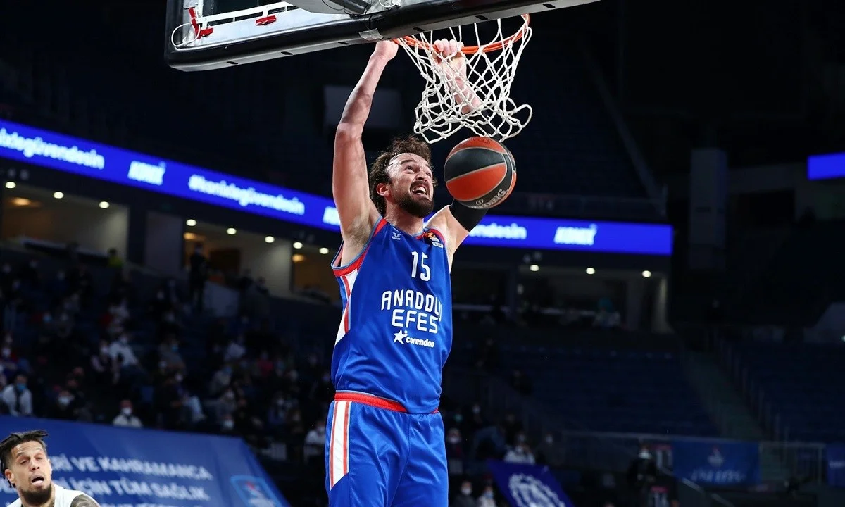 Η Εφές... τρομοκρατεί την Euroleague