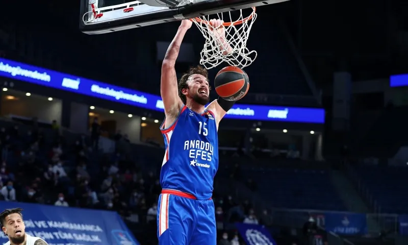 Η Εφές... τρομοκρατεί την Euroleague
