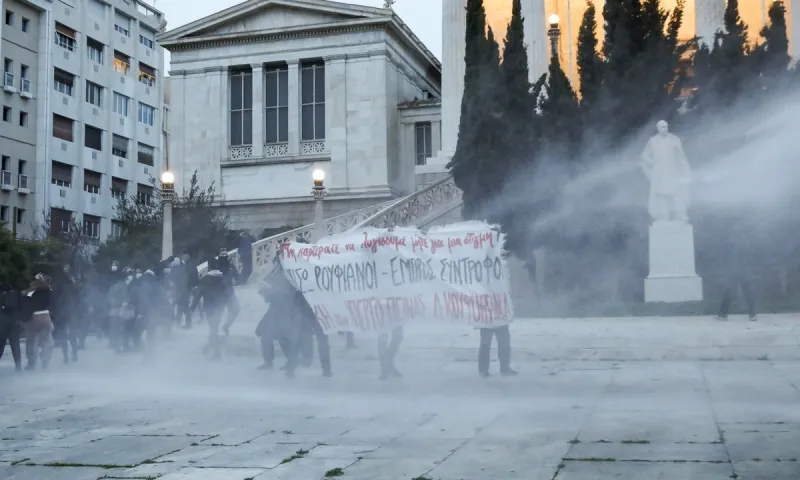 Κουφοντίνας - Επεισόδια: Χαμός στο κέντρο της Αθήνας (vid)