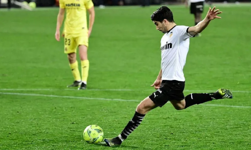 Βαλένθια - Βιγιαρεάλ 2-1: Με σούπερ ανατροπή στο φινάλε... βούλιαξαν τα «υποβρύχια» (vid)