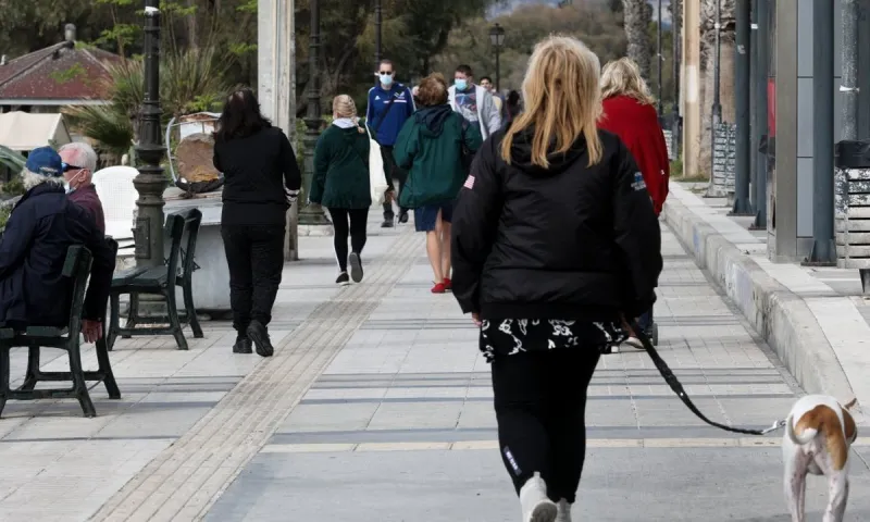 SMS 13033 - Lockdown: Τα 11 πράγματα που χρίζουν προσοχής