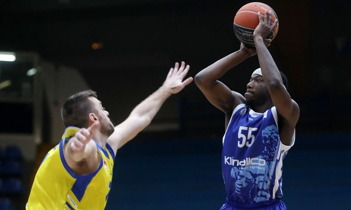 Περιστέρι- Ηρακλής 70-79: Ματ με δύο φόργουορντ
