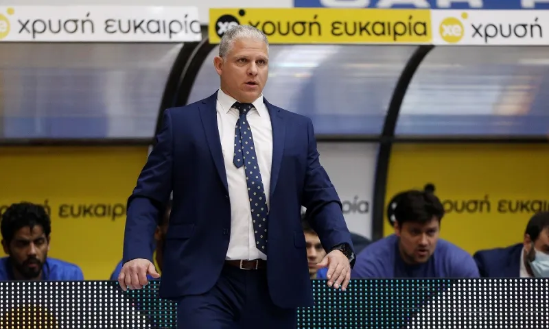 Μανωλόπουλος: «Νομίζω ότι θα βελτιωθούμε αγωνιστικά»
