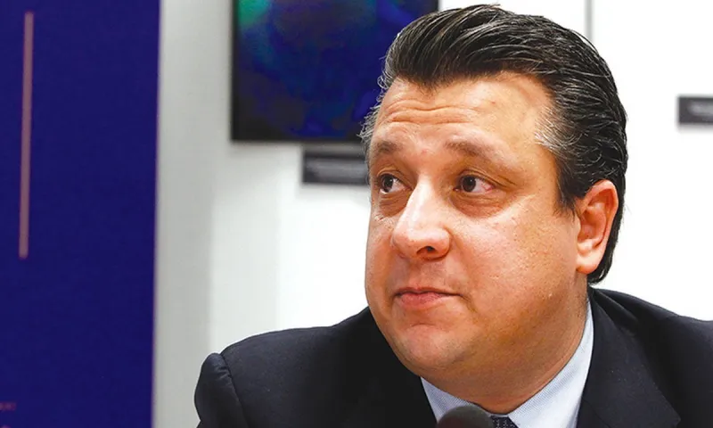 Δερμιτζάκης: «Η πανδημία έχει ξεφύγει επειδή όλα είναι κλειστά - Απέτυχαν τα μέτρα» (vid)