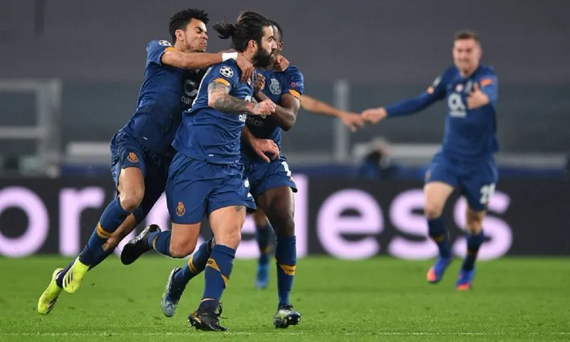 Γιουβέντους - Πόρτο 3-2: Ματσάρα και πρόκριση οι «δράκοι»