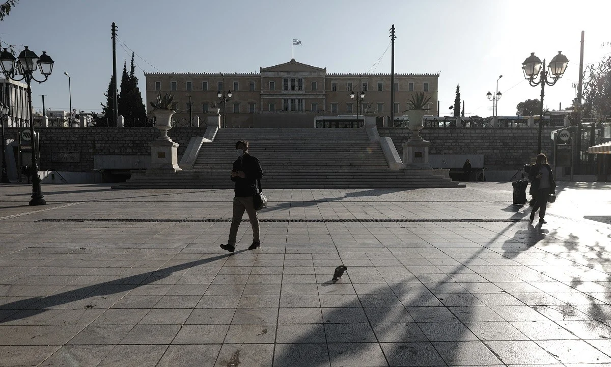 Lockdown: «Φρένο» για άνοιγμα λιανεμπορίου – σχολείων πριν από τον Απρίλιο – Τι θα γίνει την Καθαρά Δευτέρα