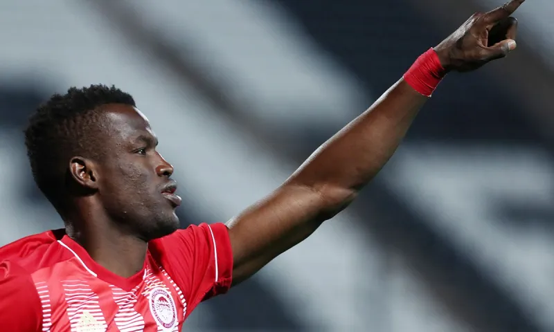 Ολυμπιακός - Άρσεναλ: Ενδεκάδα με Μπα και 4-3-3