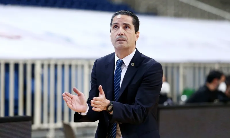 Σφαιρόπουλος: «Η ευθύνη είναι δική μου για αυτό που δείξαμε».