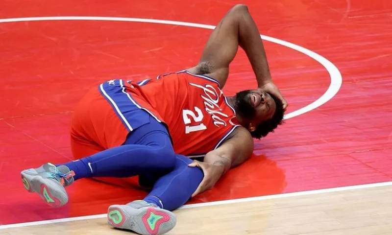 NBA: ΣΟΚ στους Σίξερς με Εμπίντ – Καθόλου καλά μαντάτα!